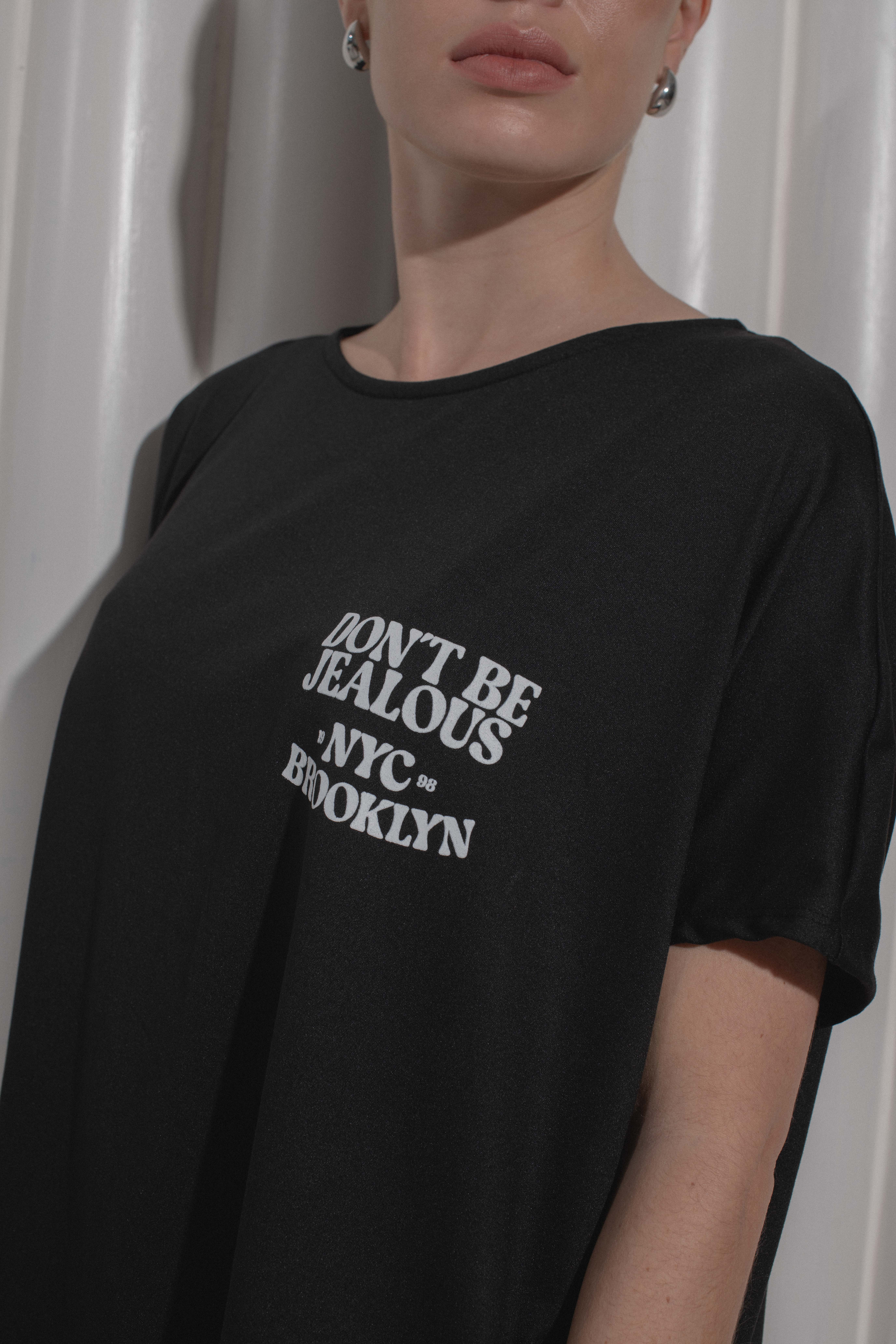 Remera Jealous