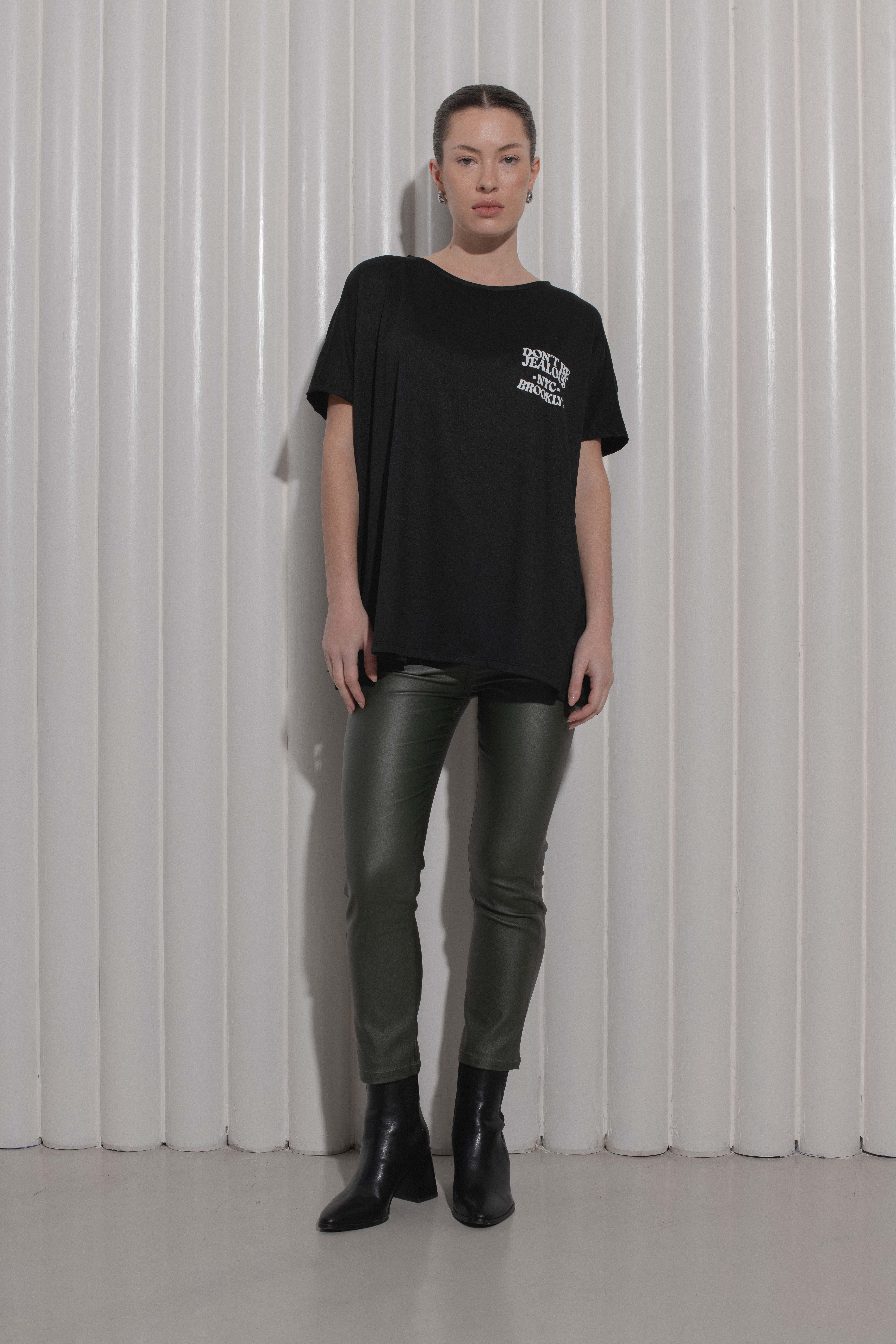 Remera Jealous