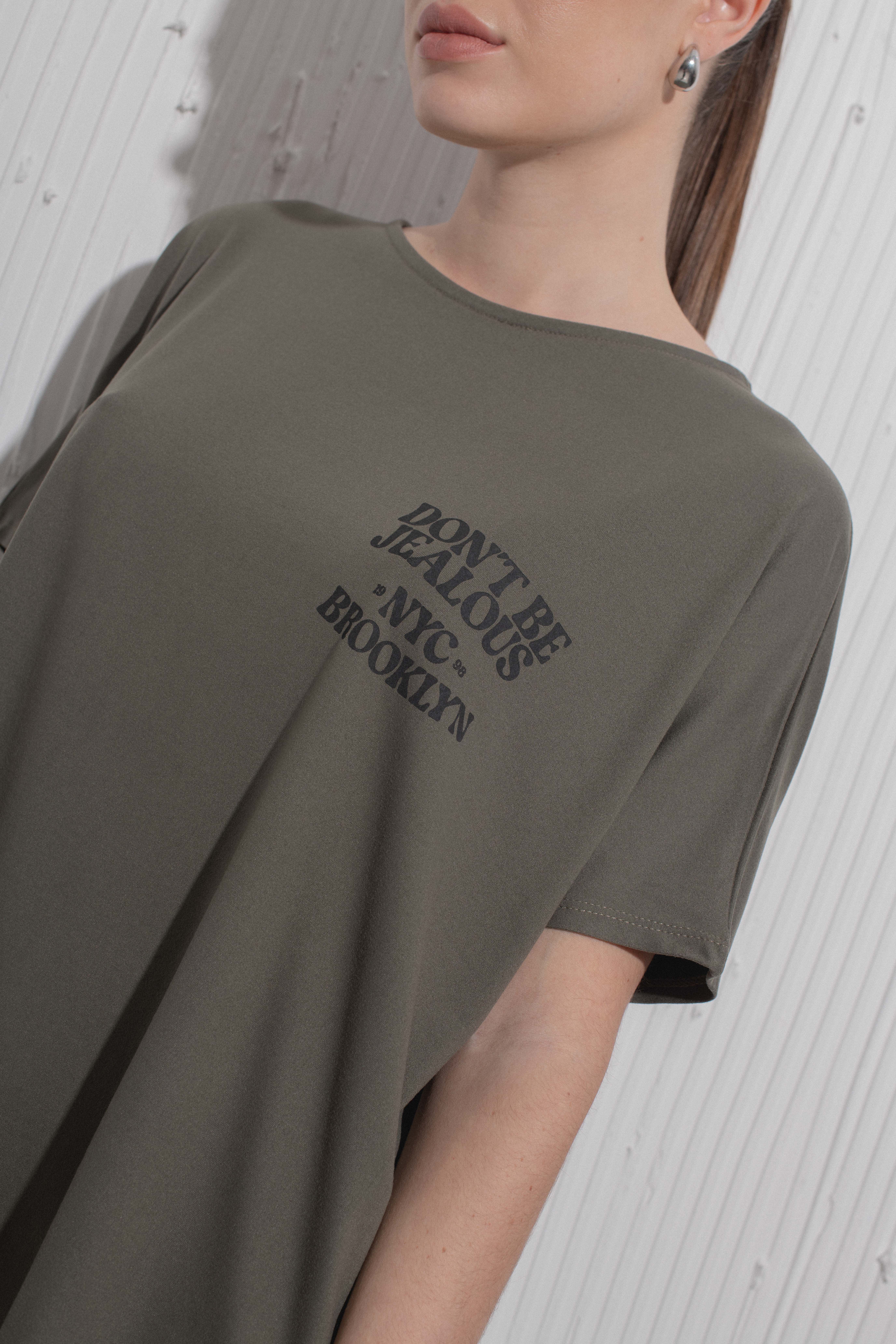 Remera Jealous