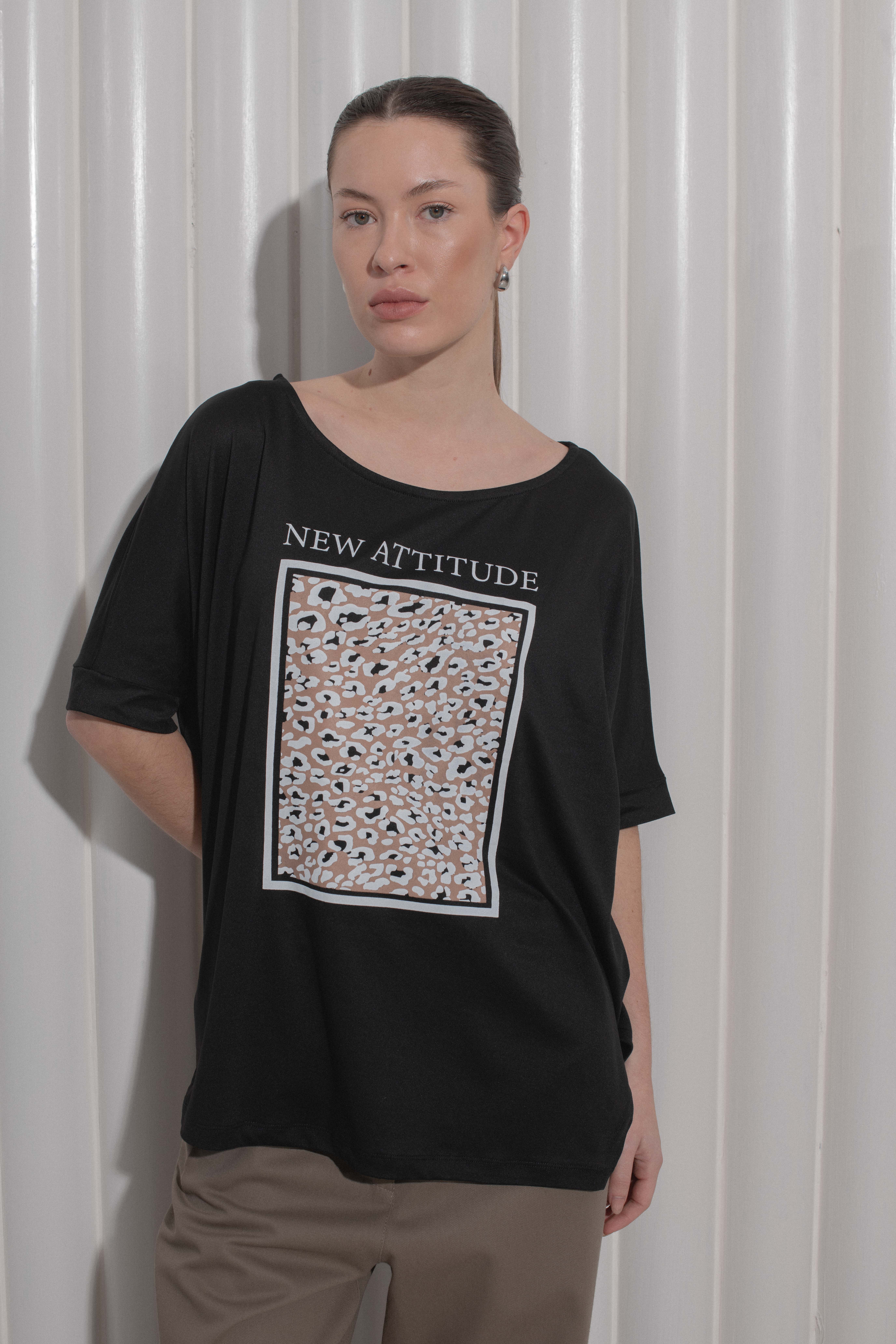 Remera Attitude