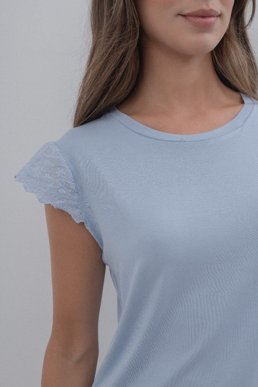 REMERA HALSEY