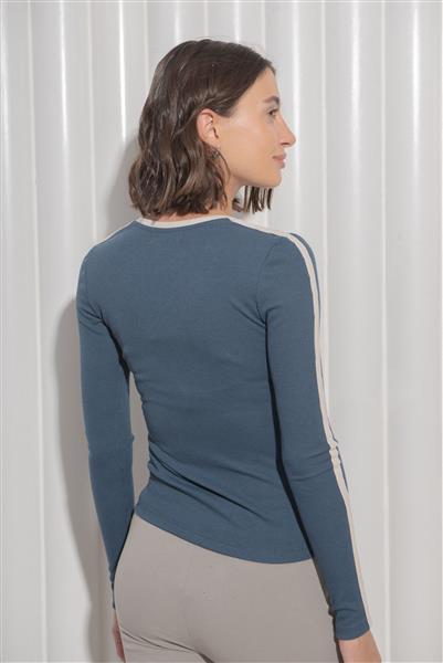 Remera Aureli
