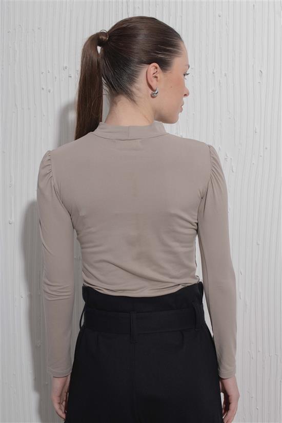 Remera Hall